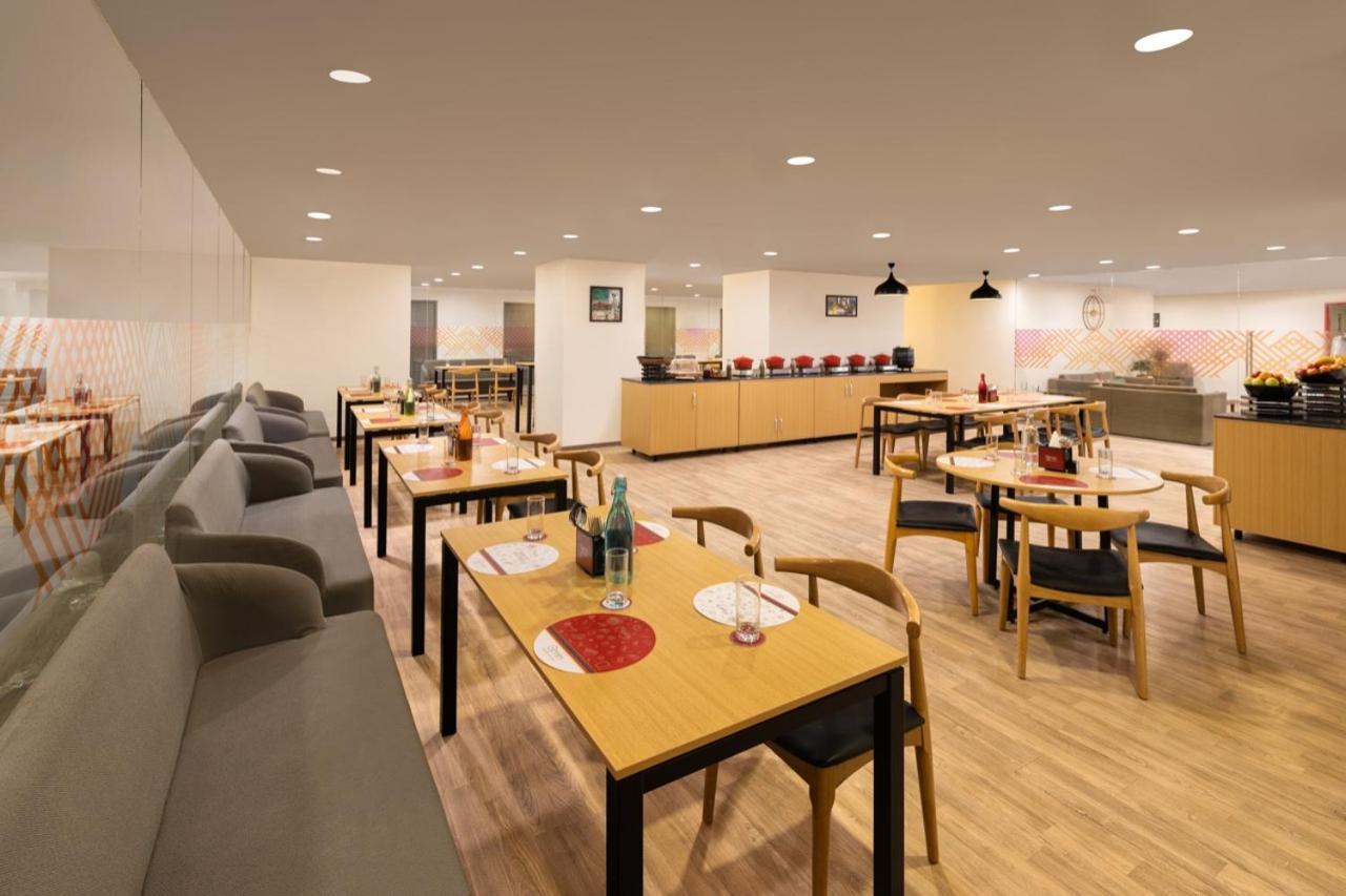 Ginger Ahmedabad Rto Circle Hotell Exteriör bild