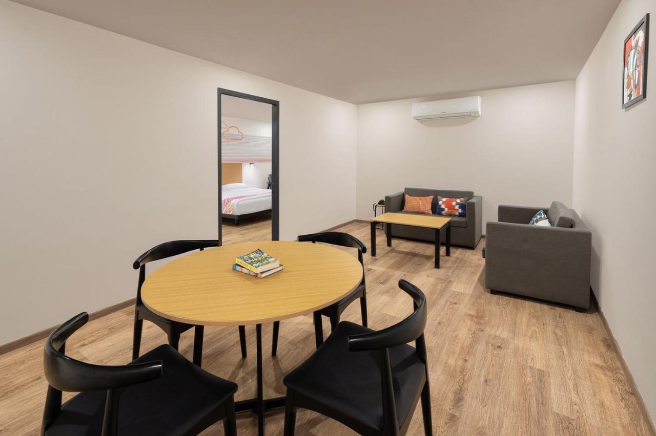 Ginger Ahmedabad Rto Circle Hotell Exteriör bild